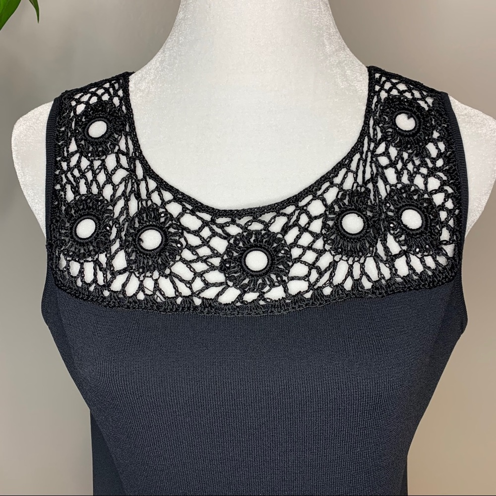 Joseph A Tank Top. - Picture 3 of 8